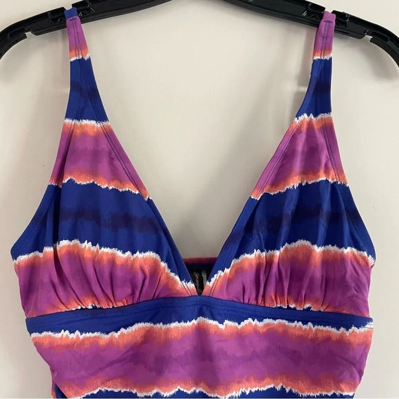 Tommy Bahama one piece striped tie dye ombre patterned swimsuit 11501 - Picture 5 of 10